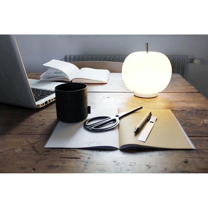 モバイルテーブルランプ 充電式 りんご kdln / ケーディーエルエヌ KUSHI MOBILE / クシモバイル