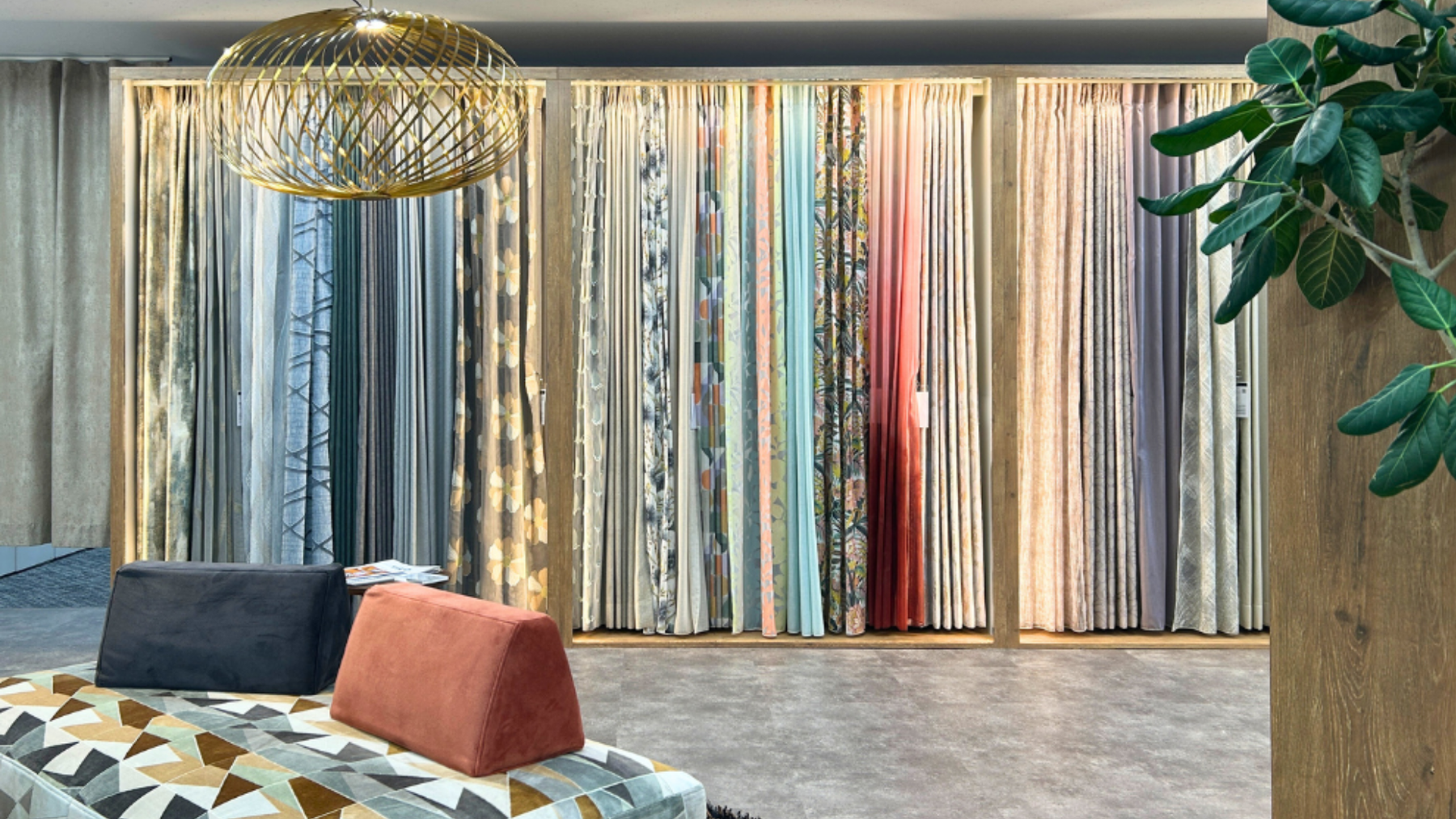 カーテンを安く済ませる10の方法！おトクにお部屋を彩るコツ