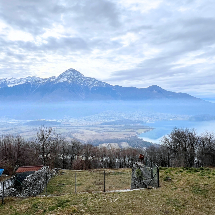 トレヴィーゾ便り#12「北イタリアの山暮らし ― コモ湖の別荘で味わう秋冬のスローライフ」