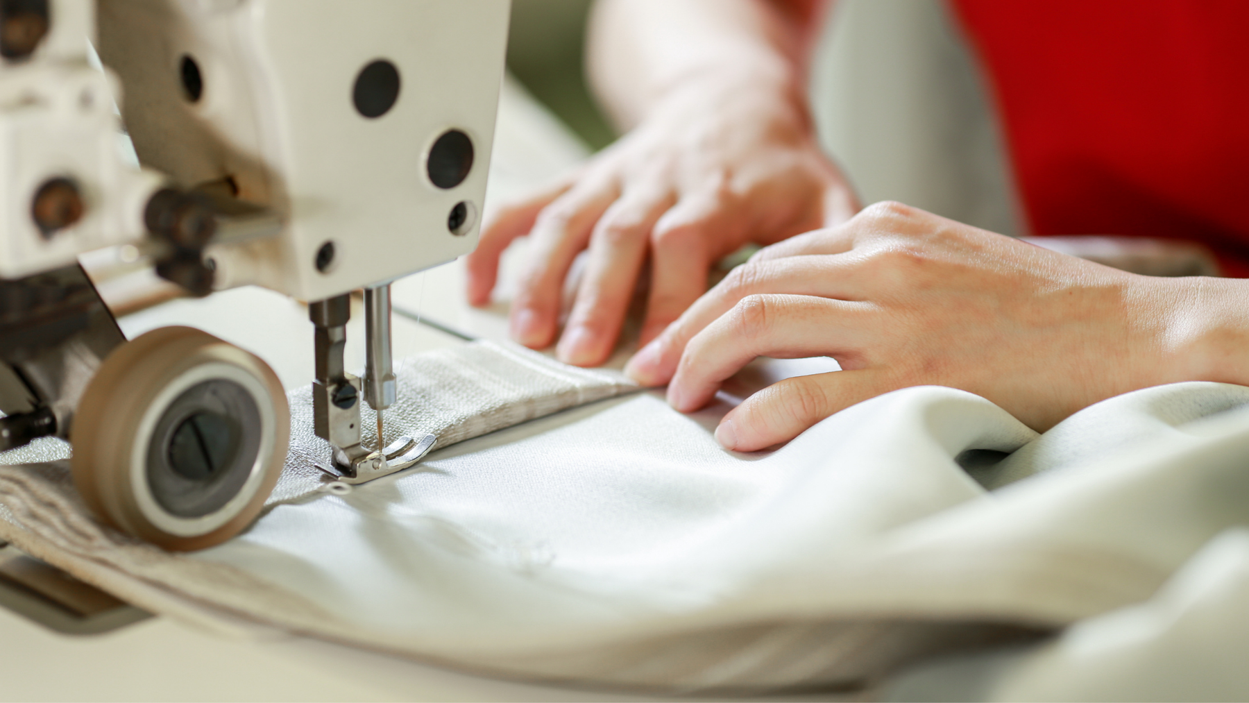 オーダーカーテンに継ぎ目があるのはなぜ？その理由をプロが解説！