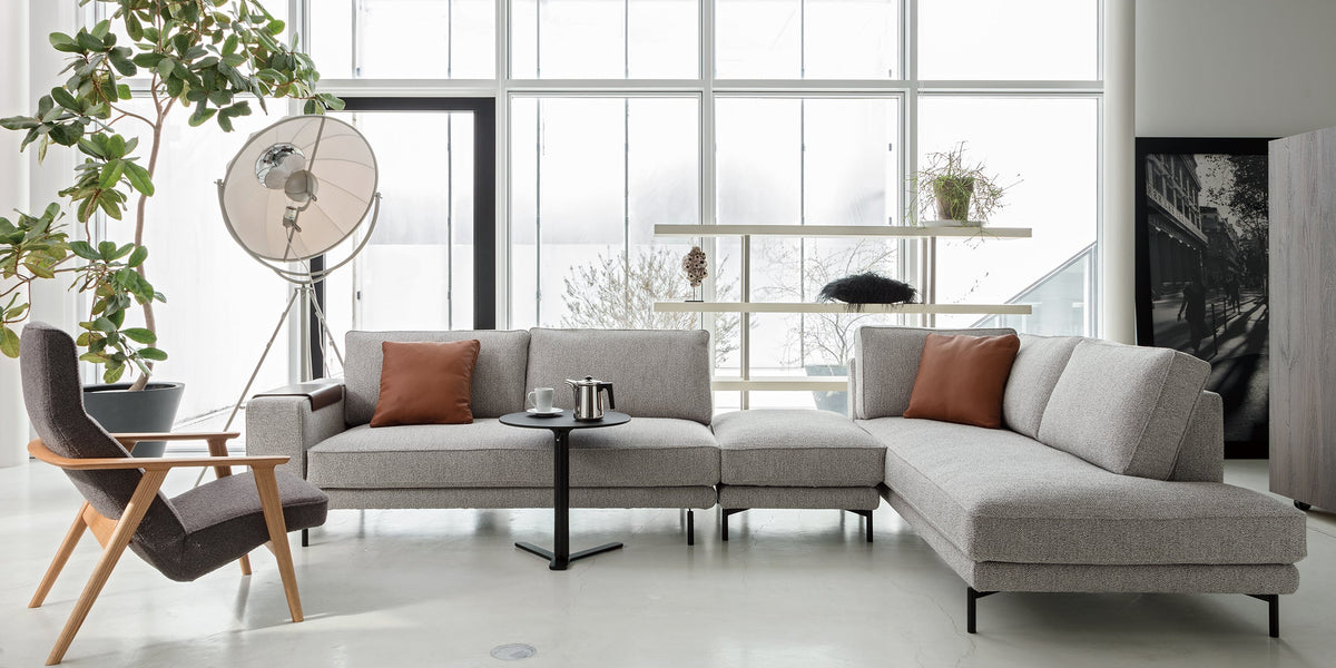 Interior File #11 『estic（エスティック）』 — JIAS ONLINE